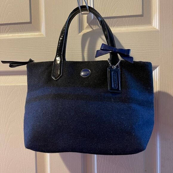 Coach signature stripes navy blue and black wool small tote black patent straps - Picture 1 of 12
